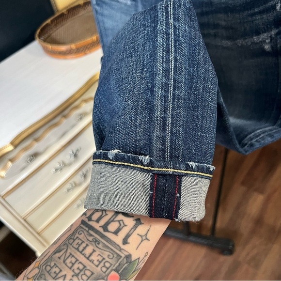 Moussy Vintage Howa Distressed Selvedge Jeans - Picture 4 of 16